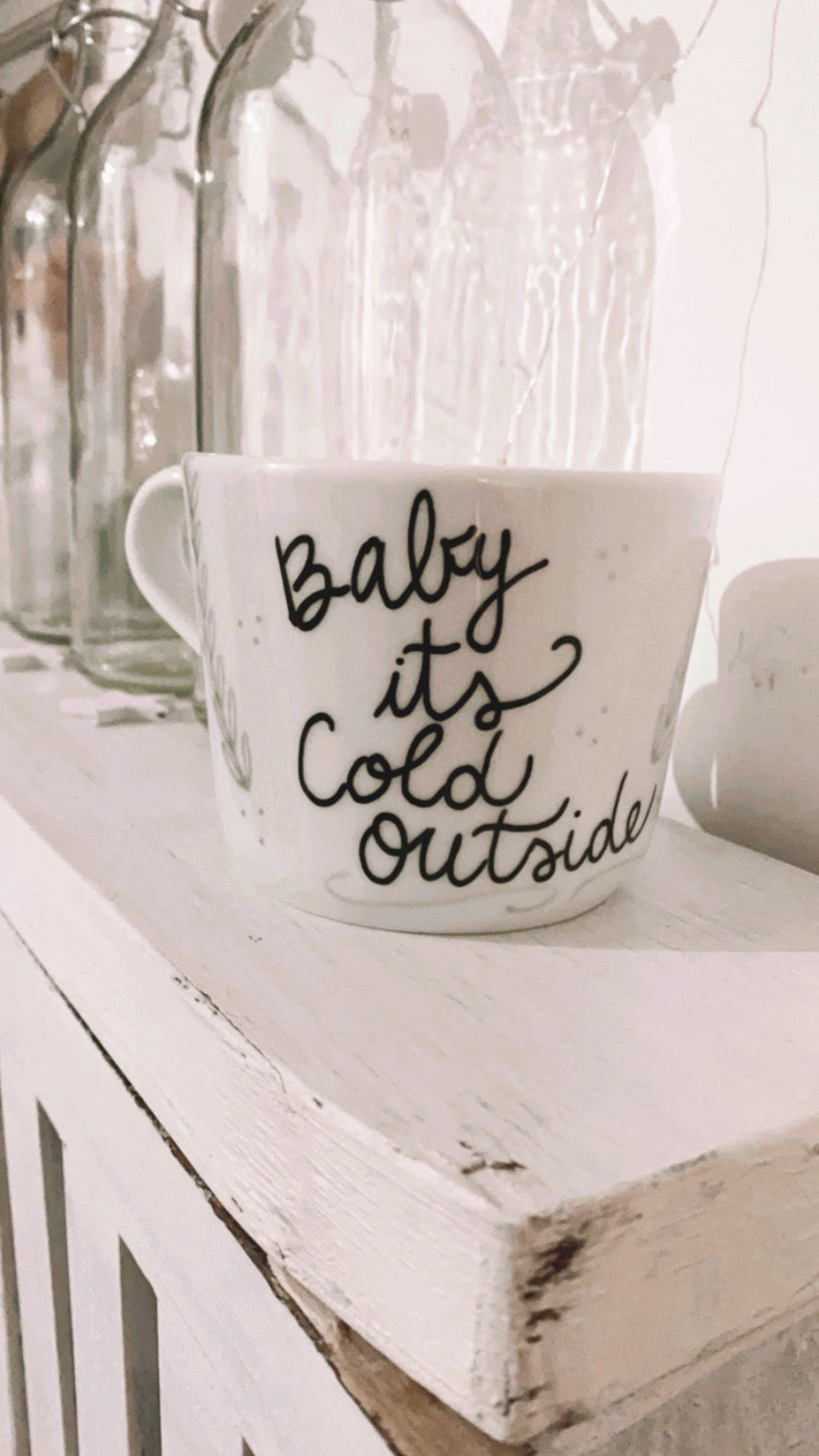 Tazza natalizia - con scritta Baby it's cold outside